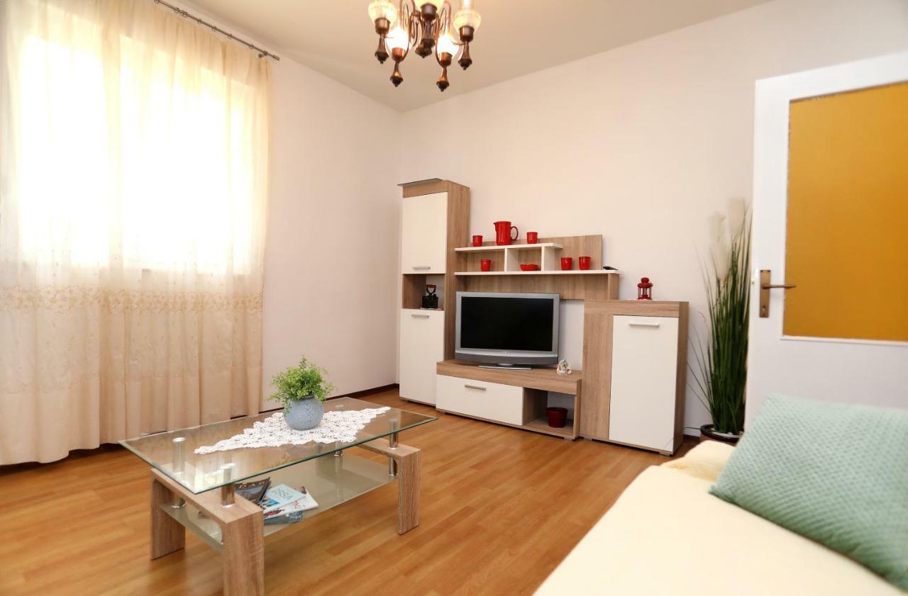 Apartment Katarina Трогир Экстерьер фото