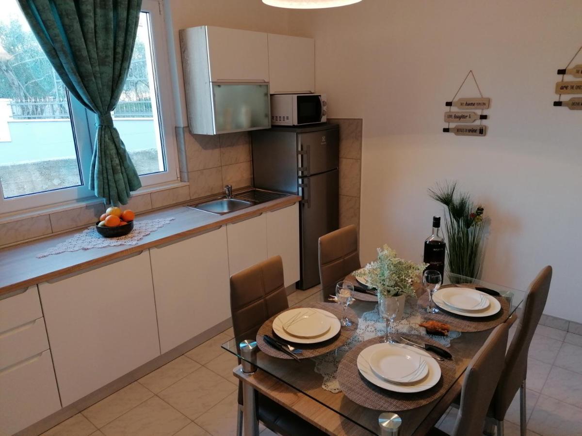 Apartment Katarina Трогир Экстерьер фото