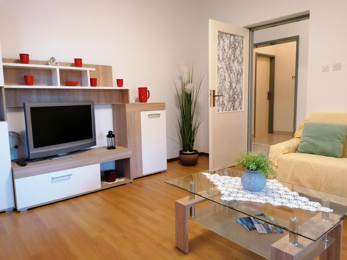 Apartment Katarina Трогир Экстерьер фото